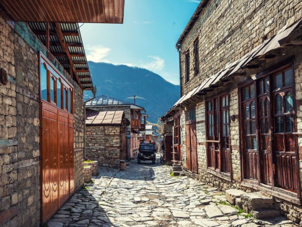 Shamakhi & Lahij Group Tour from Baku – Juma Mosque & Lahij Village