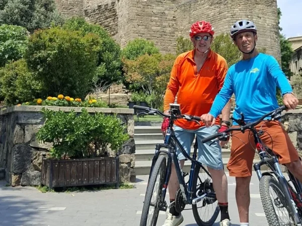 Baku Bike Tour – Cycle the Boulevard & City Highlights