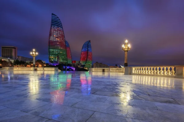 Private Baku Night Tour – Your Own Car, Driver & Schedule