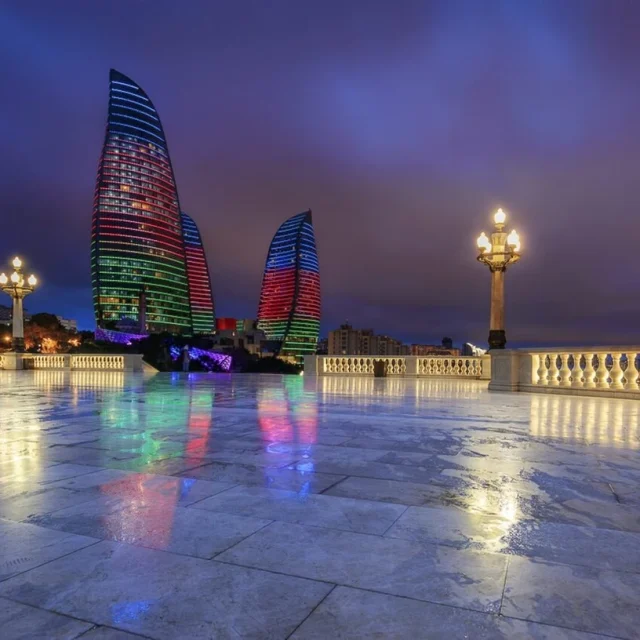 Private Baku Night Tour – Your Own Car, Driver & Schedule